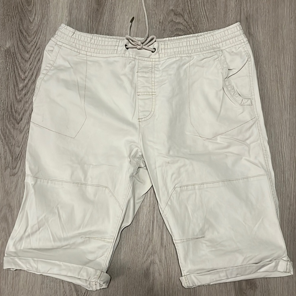 American rag  sz large long shorts